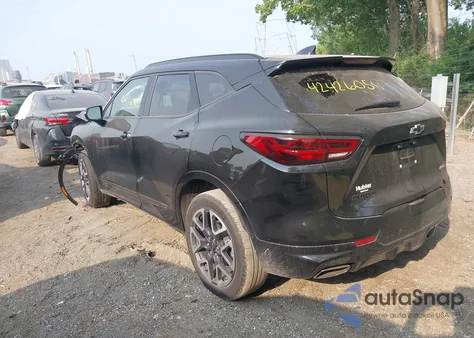 2025 Chevrolet Blazer Fwd Rs z USA, uszkodzony, nr VIN 3GNKBERSXSS104194